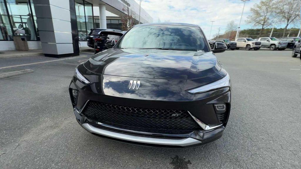 new 2026 Buick Envista car, priced at $31,669