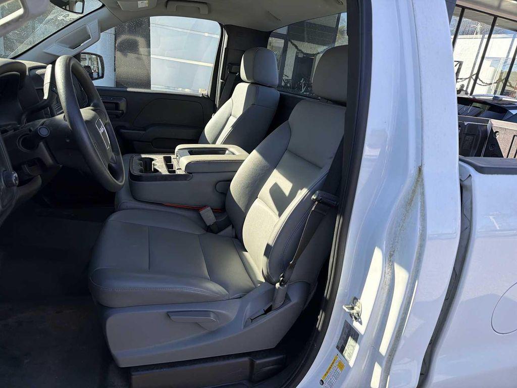 used 2018 GMC Sierra 1500 car, priced at $24,832