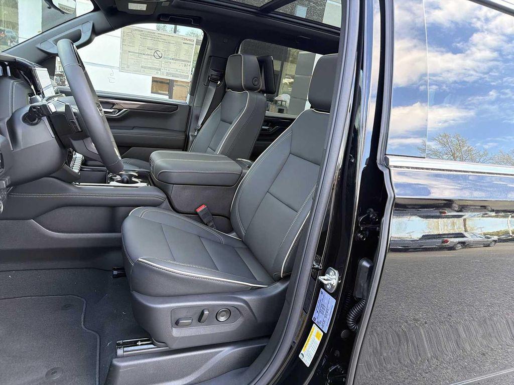 new 2026 GMC Yukon XL car, priced at $85,474