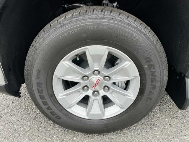 new 2024 GMC Sierra 1500 car, priced at $44,431