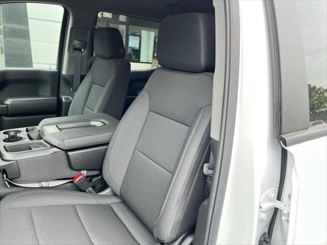 new 2024 GMC Sierra 1500 car, priced at $44,431