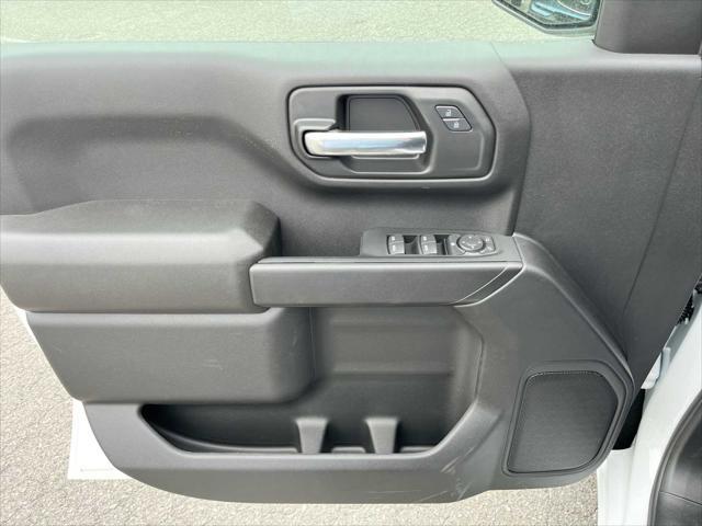 new 2024 GMC Sierra 1500 car, priced at $44,431