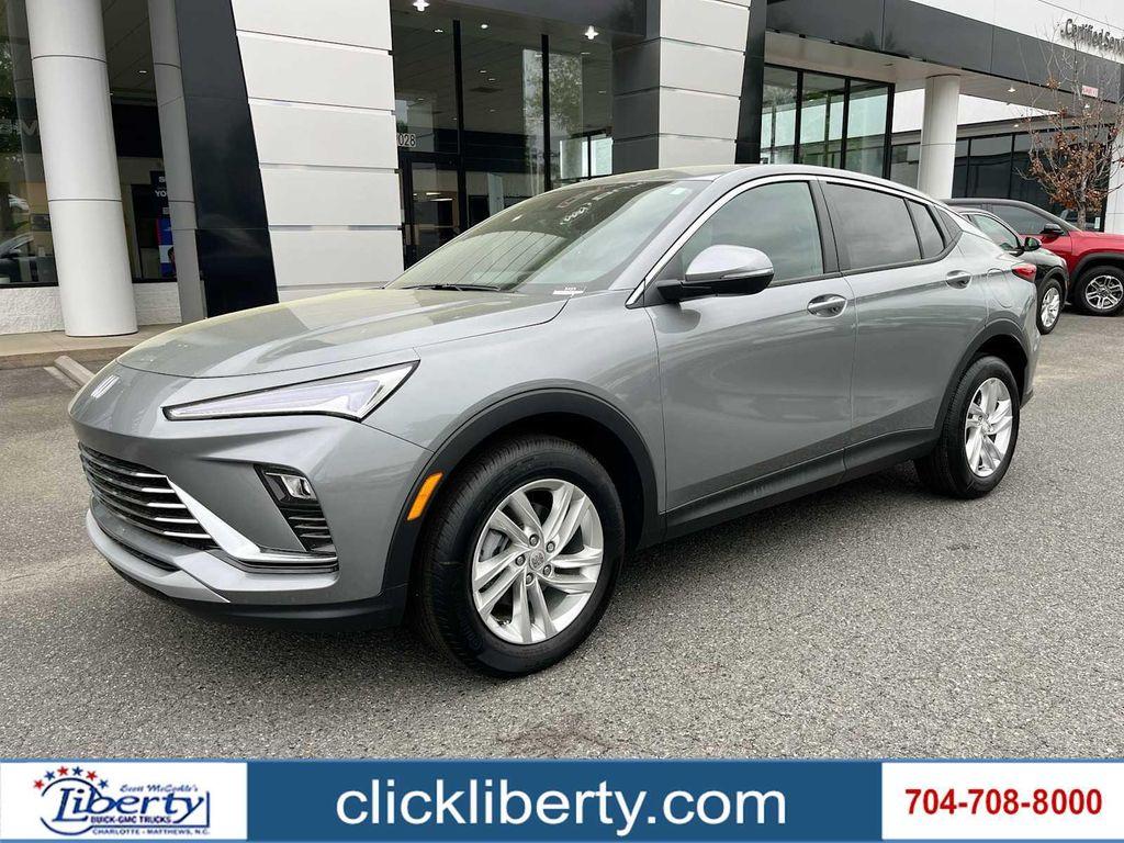 new 2025 Buick Envista car, priced at $26,625