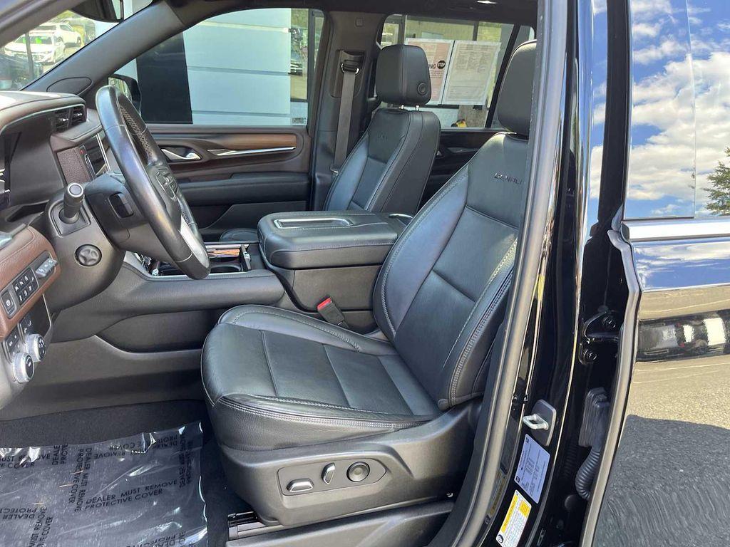 used 2022 GMC Yukon car, priced at $55,982