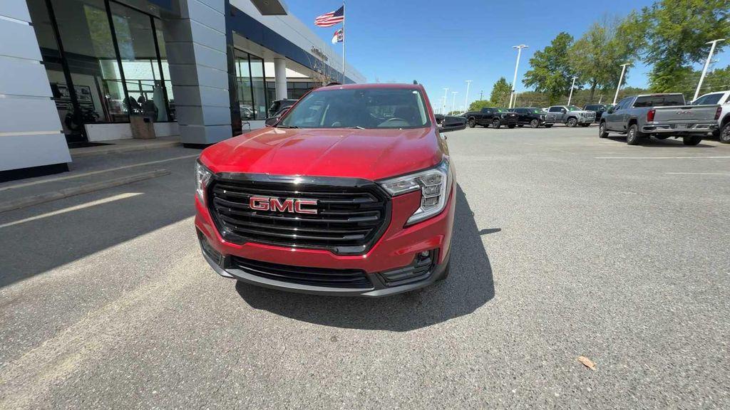 used 2024 GMC Terrain car, priced at $24,919