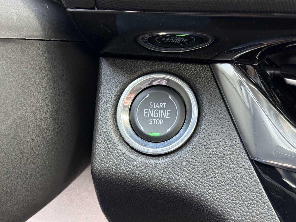 new 2026 Buick Envista car, priced at $31,669