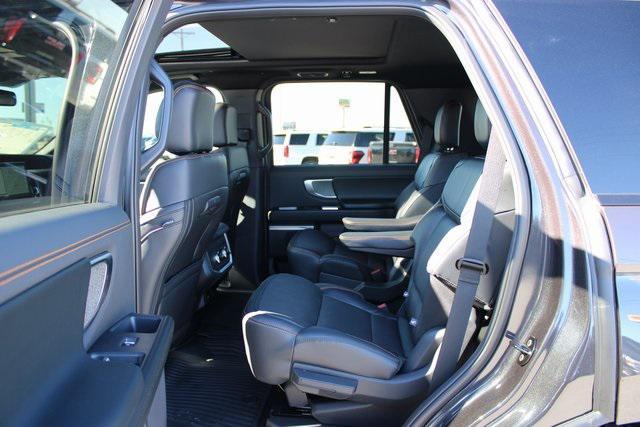 new 2025 Ford Expedition car, priced at $87,234