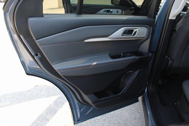 new 2025 Ford Explorer car, priced at $31,556