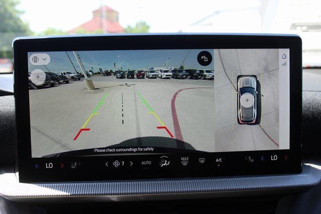 new 2025 Ford Explorer car, priced at $41,378