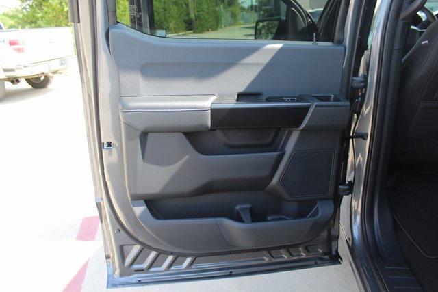 new 2025 Ford F-150 car, priced at $42,266