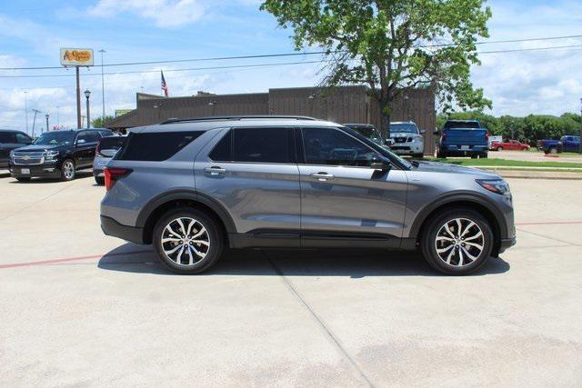 new 2025 Ford Explorer car, priced at $35,353