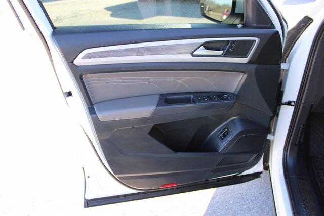 used 2021 Volkswagen Atlas Cross Sport car, priced at $20,746