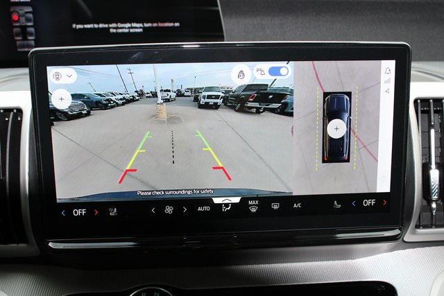 new 2025 Ford Expedition car, priced at $61,136