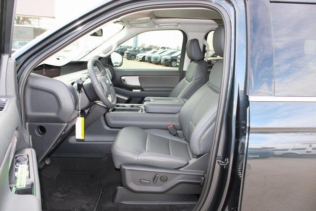 new 2025 Ford Expedition car, priced at $61,136