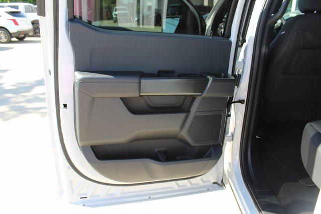 new 2025 Ford F-150 car, priced at $40,317