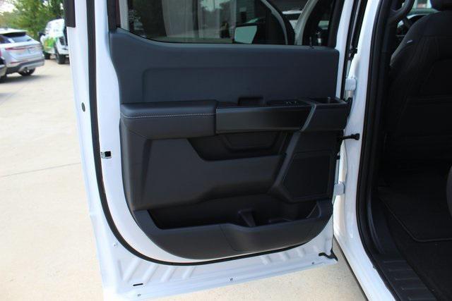 new 2025 Ford F-150 car, priced at $43,663