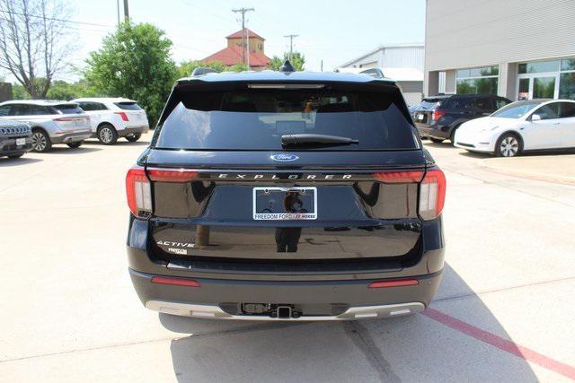 new 2025 Ford Explorer car, priced at $34,398
