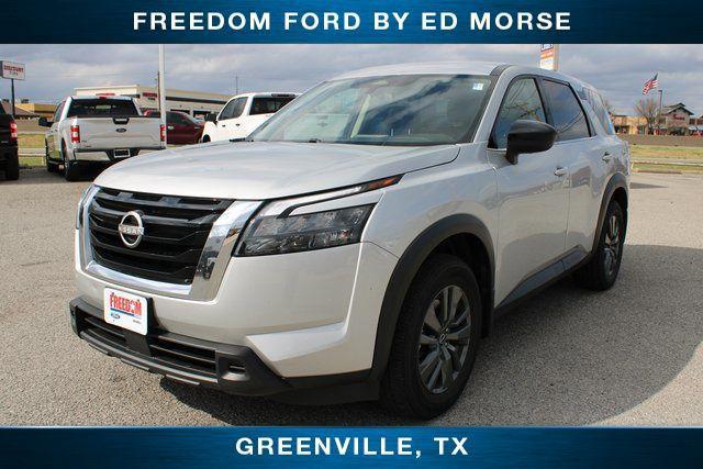 used 2023 Nissan Pathfinder car, priced at $21,009
