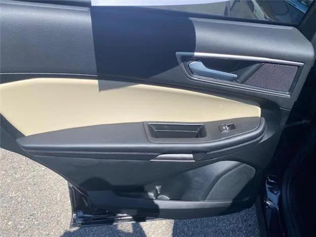 used 2023 Ford Edge car, priced at $31,995