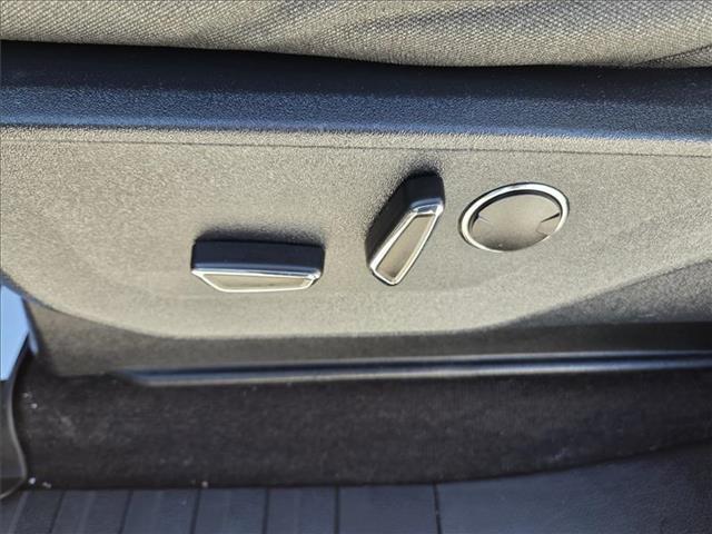 used 2021 Ford F-150 car, priced at $31,995