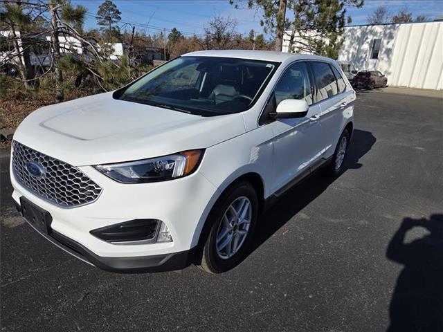 used 2024 Ford Edge car, priced at $27,995