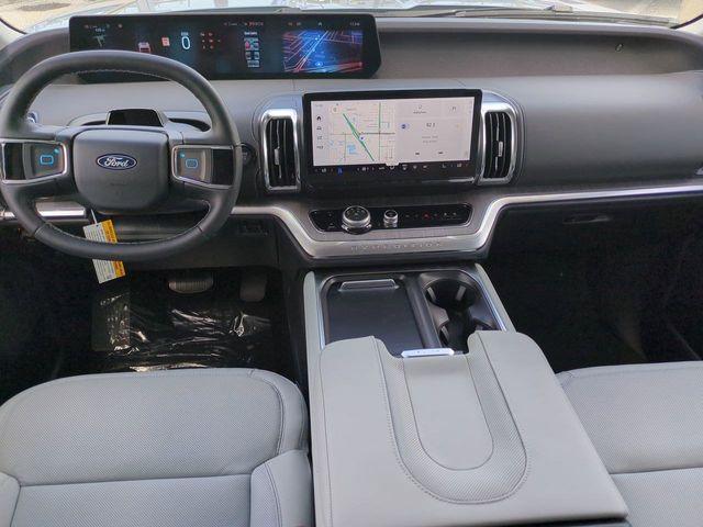 new 2026 Ford Expedition car, priced at $86,862