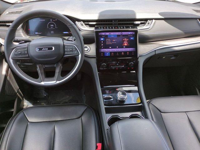 used 2025 Jeep Grand Cherokee car, priced at $38,435