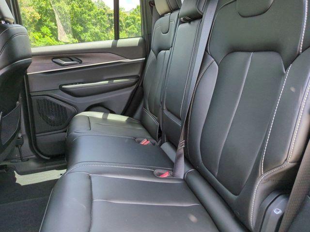 used 2025 Jeep Grand Cherokee car, priced at $38,435