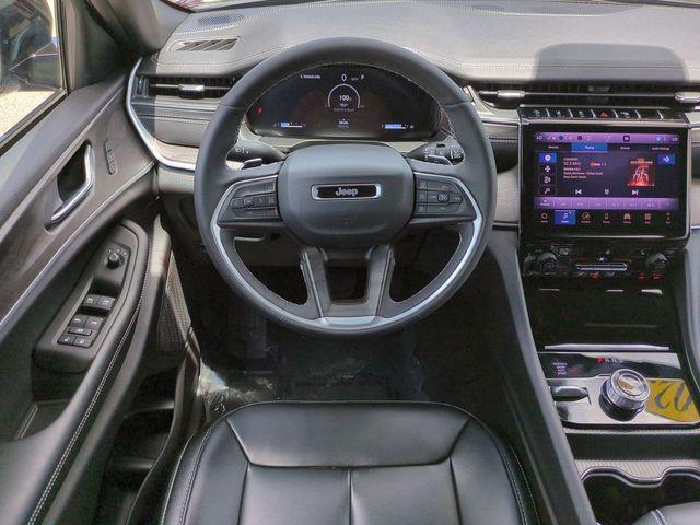 used 2025 Jeep Grand Cherokee car, priced at $38,435