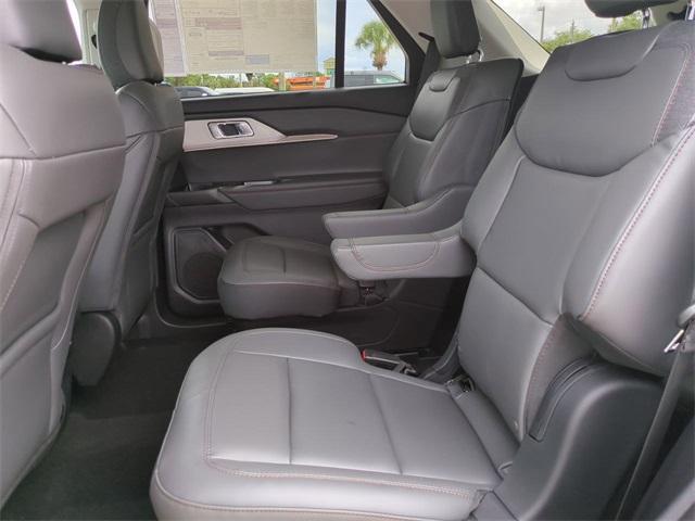 new 2025 Ford Explorer car, priced at $46,915