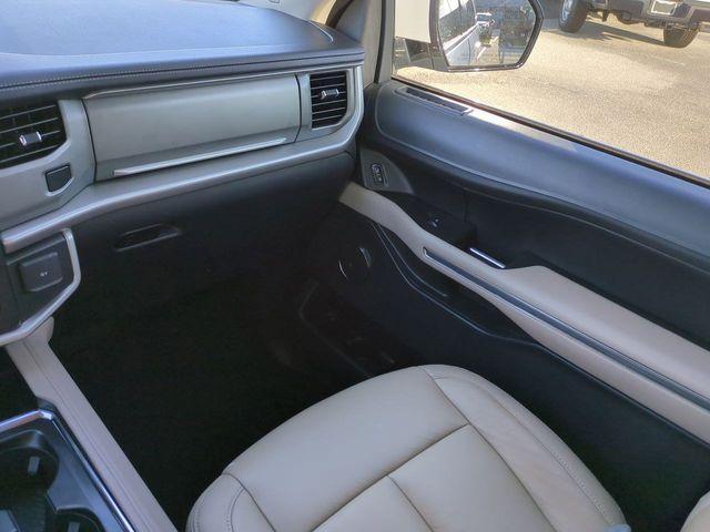 used 2022 Ford Expedition car, priced at $36,281