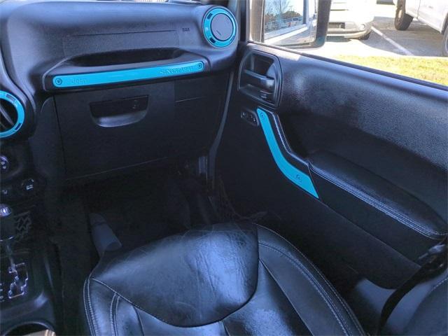 used 2015 Jeep Wrangler Unlimited car, priced at $16,820