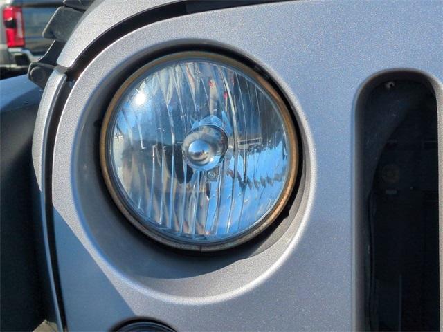 used 2015 Jeep Wrangler Unlimited car, priced at $16,820