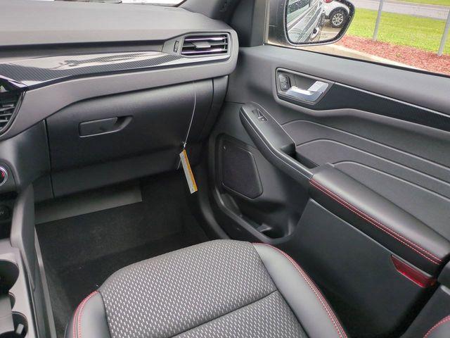 new 2026 Ford Escape car, priced at $27,239