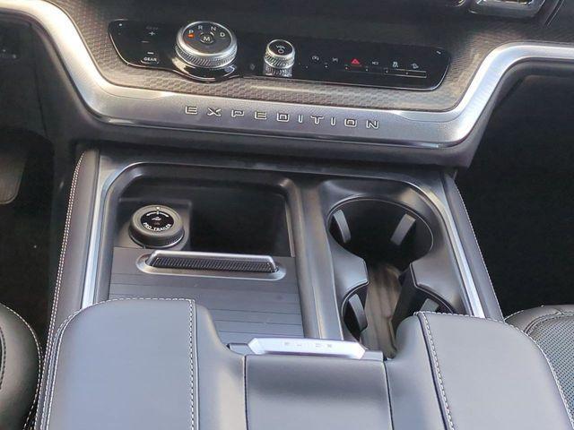 new 2026 Ford Expedition car, priced at $80,395