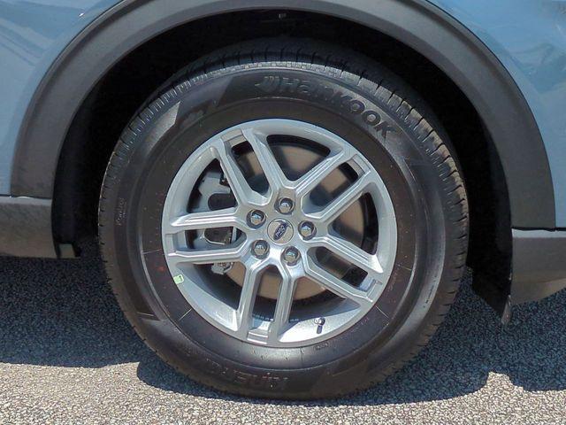 new 2026 Ford Explorer car, priced at $39,911