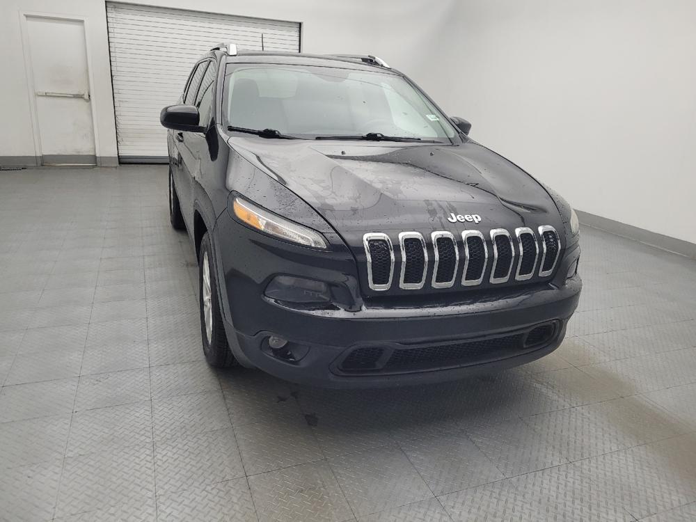 used 2015 Jeep Cherokee car, priced at $10,895