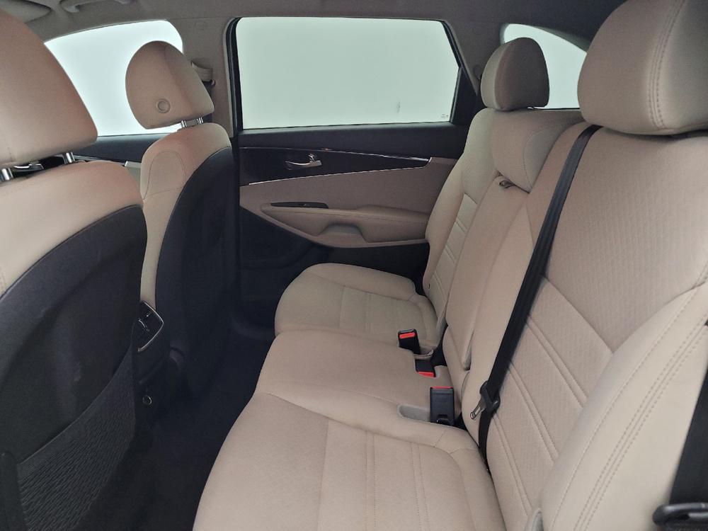 used 2019 Kia Sorento car, priced at $16,095