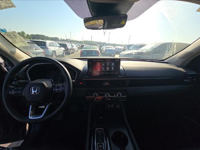 used 2025 Honda Pilot car, priced at $42,990