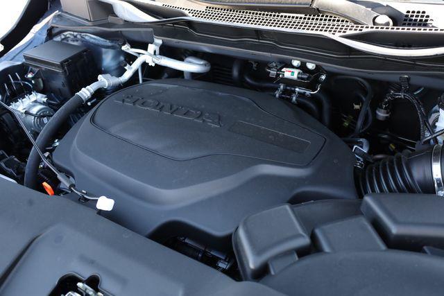 new 2026 Honda Odyssey car, priced at $52,105