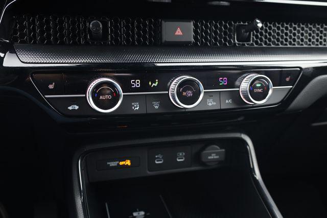 new 2026 Honda CR-V Hybrid car, priced at $42,500