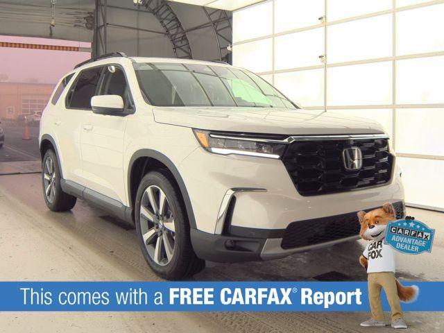 used 2025 Honda Pilot car, priced at $51,750