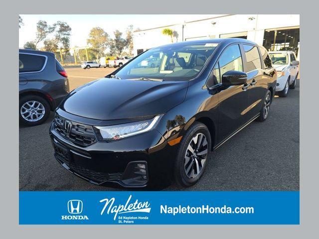 used 2025 Honda Odyssey car, priced at $41,990