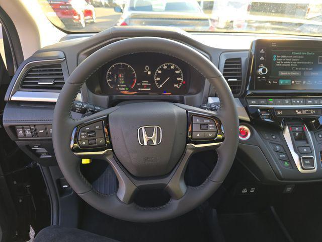 used 2025 Honda Odyssey car, priced at $41,990