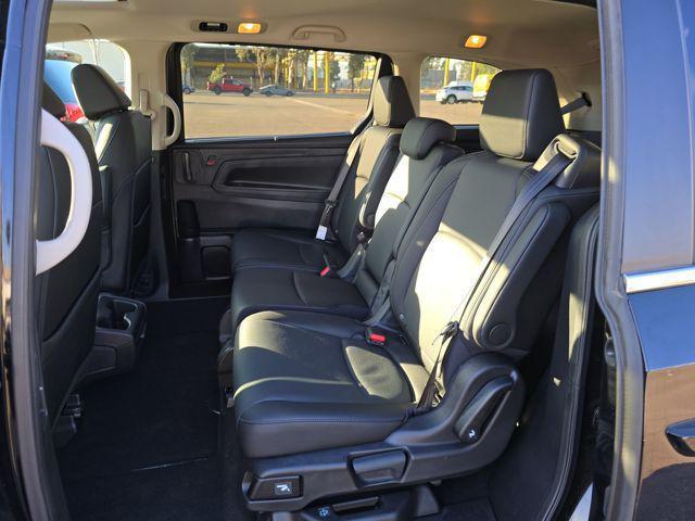 used 2025 Honda Odyssey car, priced at $41,990
