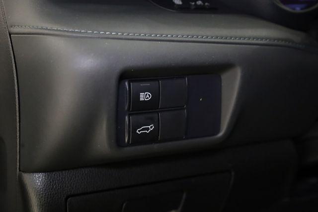 used 2021 Toyota Highlander Hybrid car, priced at $30,900