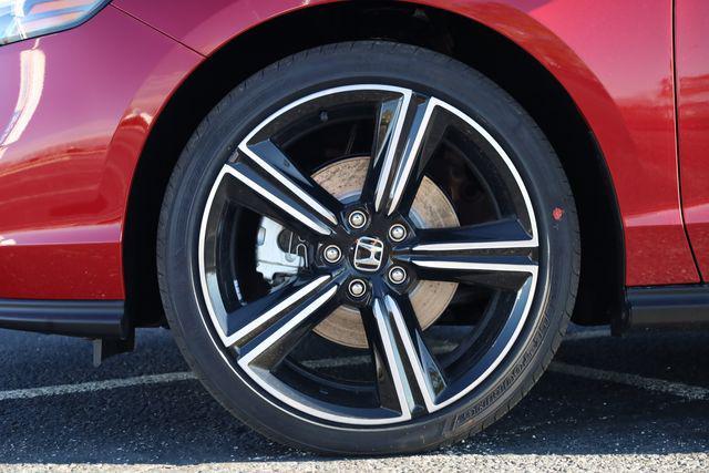 new 2025 Honda Accord Hybrid car, priced at $34,055