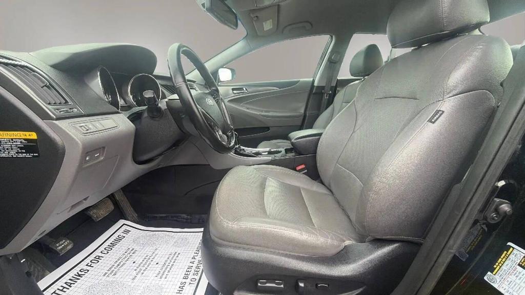 used 2014 Hyundai Sonata Hybrid car, priced at $7,400