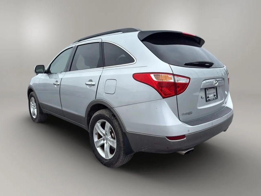 used 2010 Hyundai Veracruz car, priced at $7,998