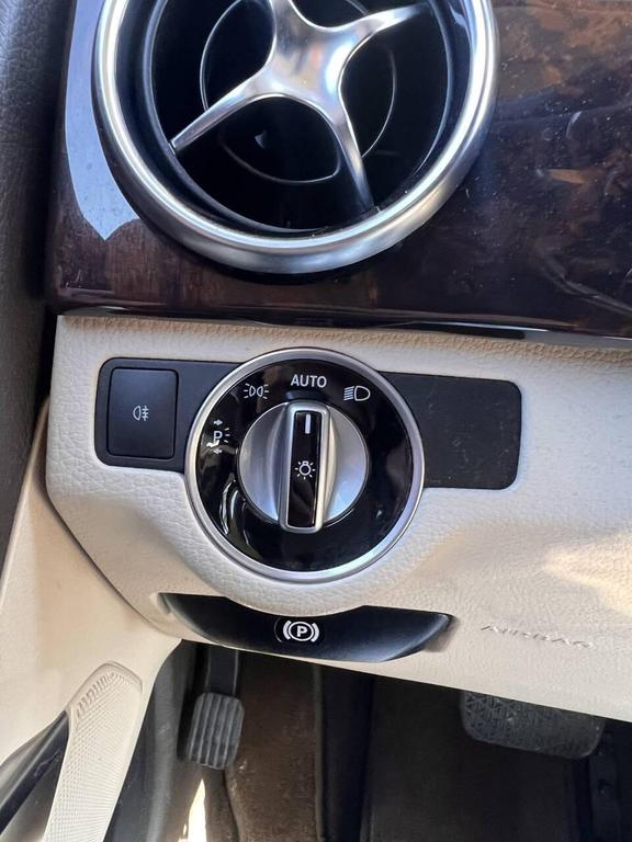 used 2014 Mercedes-Benz GLK-Class car, priced at $13,900